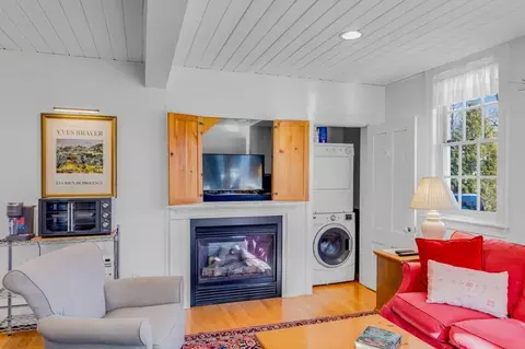 252 High St # R, Newburyport, MA 01950