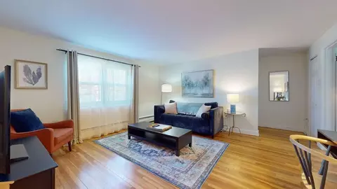 95 Chestnut St #1238089P, Brookline, MA 02445