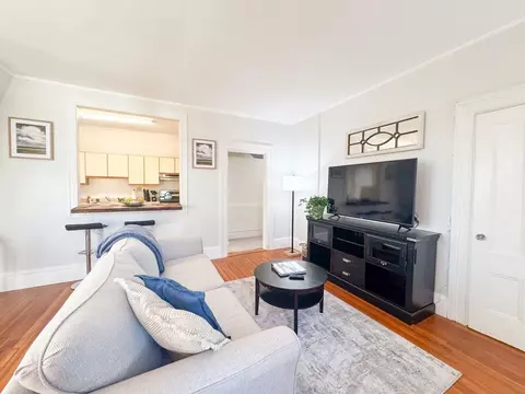 39 Cypress St #1238138P, Brookline, MA 02445