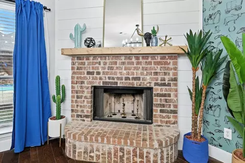 2516 Castle Pines Dr #1287532P, Burleson, TX 76028