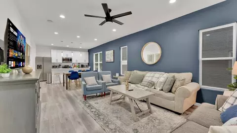 1117 N Bishop Ave #1075552P, Dallas, TX 75208