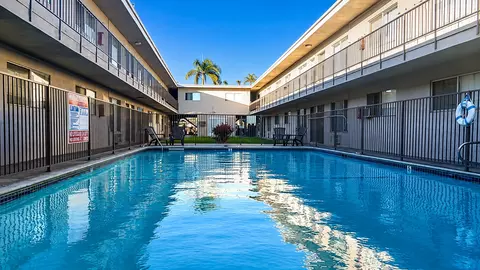 9212 Burke St, Pico Rivera, CA 90660