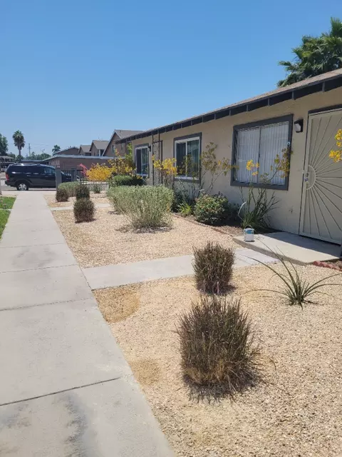 1270 Rosalia Ave #1, Hemet, CA 92543