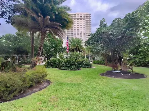 2801 NE 183rd St #1404W, Aventura, FL 33160