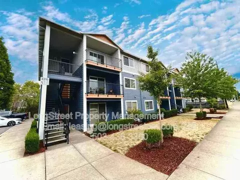 8310 SE Rhine St #29, Portland, OR 97266