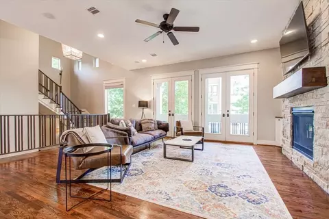 2323 Woodhead St #1019542P, Houston, TX 77019