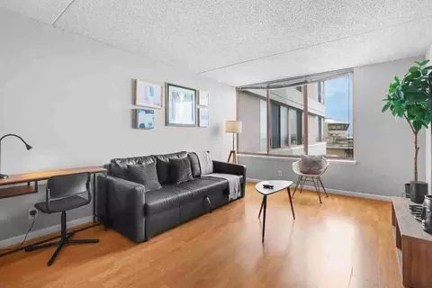 401 12th St S #1022634P, Arlington, VA 22202