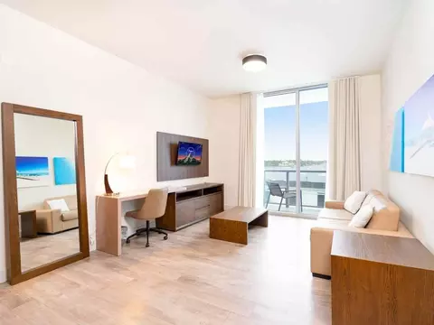 209 N Ocean Dr #1047794P, Hollywood, FL 33019