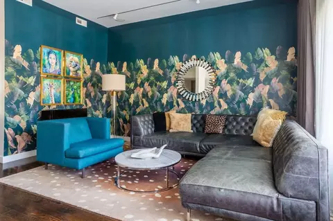 4327 N Western Ave #1047957P, Chicago, IL 60618