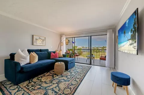 260 Southbay Dr #1226371P, Naples, FL 34108