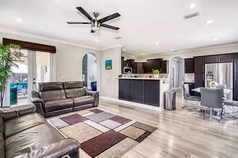 9121 NW 177th Ter #1026153P, Hialeah, FL 33018