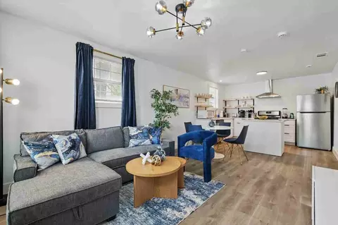 3015 Chihuahua Ave #1069902P, Dallas, TX 75212