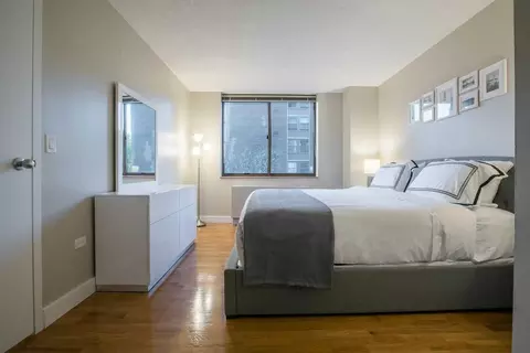 58 W 91st St #1251677P, New York, NY 10024
