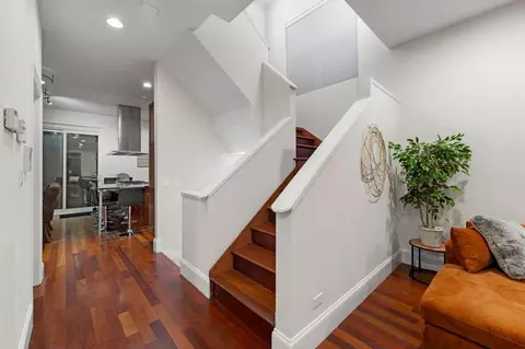 1621 W Beach Ave #1244913P, Chicago, IL 60622