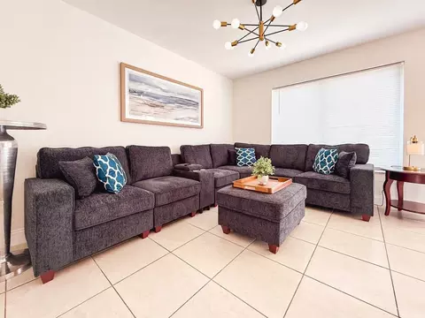 3672 NW 18th Ave #1258728P, Oakland Park, FL 33309