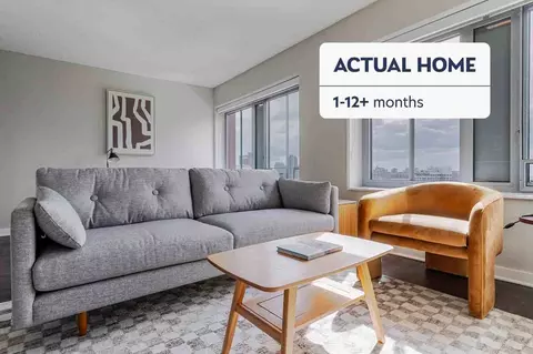121 W Chestnut St #1291, Chicago, IL 60610