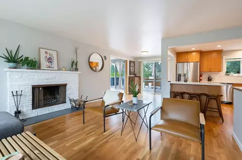 18850 Meridian Ave N #1036012P, Shoreline, WA 98133