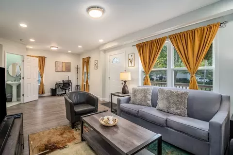 334 S Wisconsin Ave #1285085P, Villa Park, IL 60181