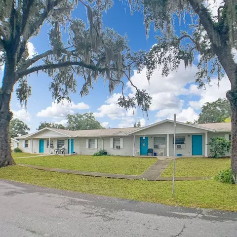 200 Church St, Leesburg, FL 34748