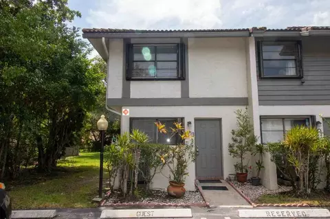 9732 Shadow Wood Blvd, Coral Springs, FL 33071