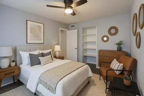 2751 E Ledbetter Dr #11, Dallas, TX 75216