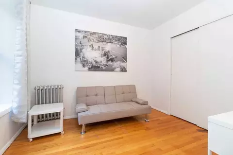 304 E 95th St # E, New York, NY 10128