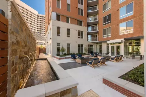 18 Th St S #1022373P, Arlington, VA 22201