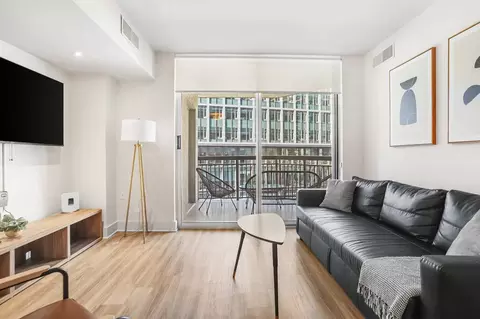 1221 S Eads St #1056572P, Arlington, VA 22202