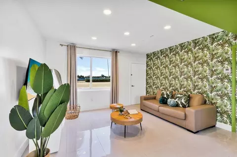809 S Ocean Dr #1227310P, Hollywood, FL 33019