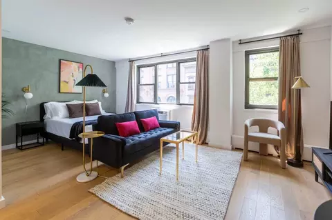 979 3rd Ave #1013710P, New York, NY 10022