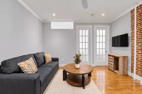 336 E 18th St #1250778P, New York, NY 10003