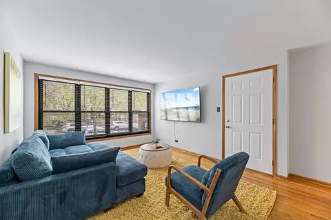 2034 W Berteau Ave #1229889P, Chicago, IL 60618