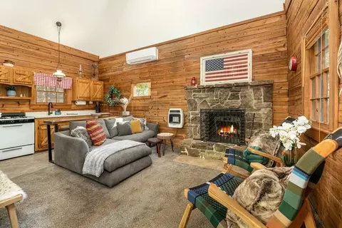 493 County Road 340 #1221911P, Eureka Springs, AR 72632