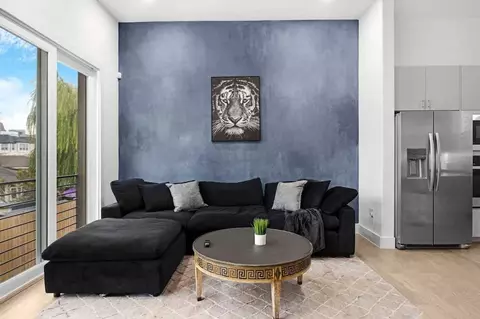 2105 Mcgowen St #1244936P, Houston, TX 77004