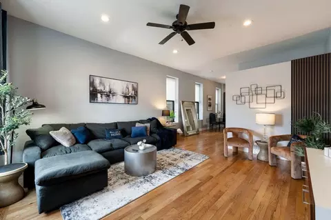 109 S Paulina St #1244958P, Chicago, IL 60612
