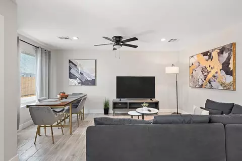 1826 E Illini St #1244298P, Phoenix, AZ 85040