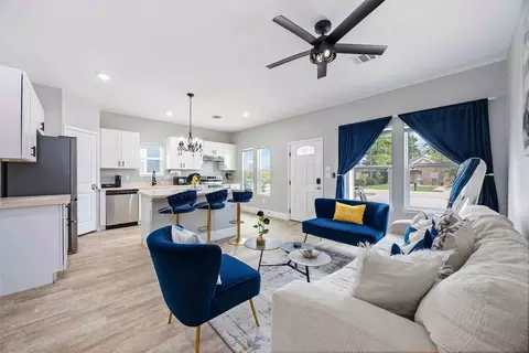 8138 Bassett St #1257505P, Houston, TX 77051