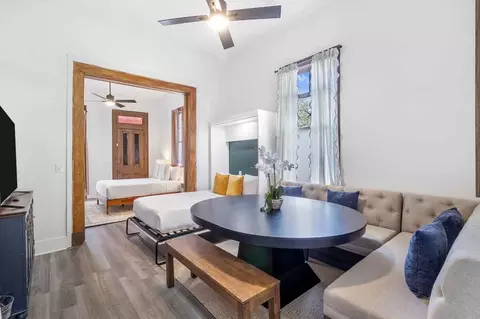 4317 Canal St #1265389P, New Orleans, LA 70119