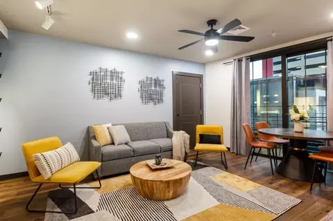 611 Commerce St #1267083P, New Orleans, LA 70130