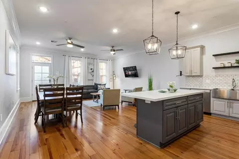 1218 Carondelet St #1269945P, New Orleans, LA 70130