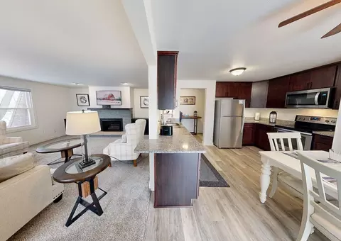 512 N 10th St #1270853P, De Pere, WI 54115