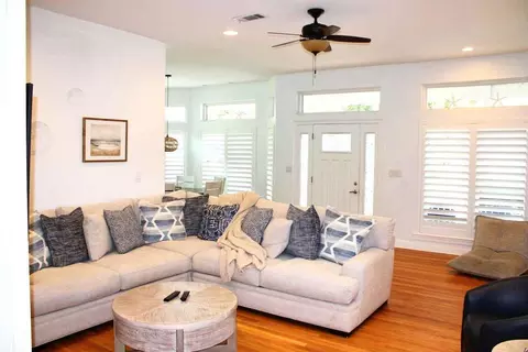 82 Mark St #1285919P, Destin, FL 32541
