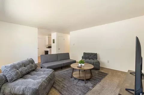 15706 Ash Way #1289576P, Lynnwood, WA 98087