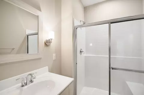 2100 Haddonfield Rd #11106, Pennsauken, NJ 08110