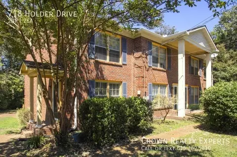 718 Holder Dr, Nashville, TN 37217