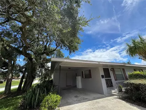 424 Almond St, Clermont, FL 34711