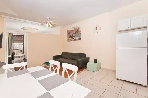 236 E 80th St #1032066P, New York, NY 10075