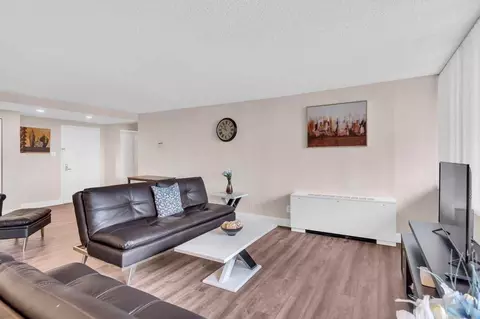 2231 Crystal Dr #1013819P, Arlington, VA 22202