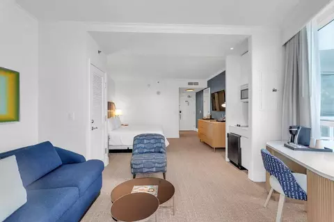 4401 Collins Ave #1234541P, Miami Beach, FL 33140