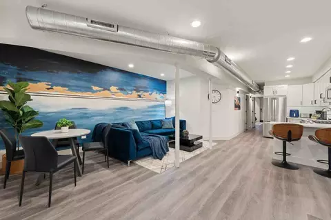 1543 N Claremont Ave #1244946P, Chicago, IL 60622